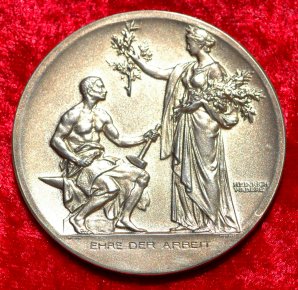 Gold Bavarian Industry Association Loyal Service Medal