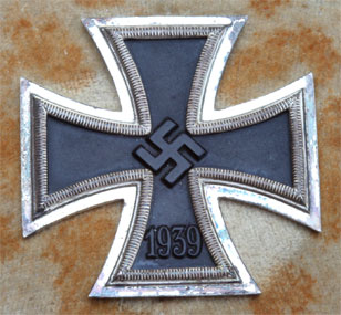 1939 Cased Iron Cross, First Class - 26
