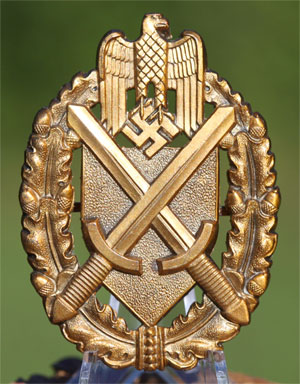 Gold Eagle - Armor Marksmanship Lanyard