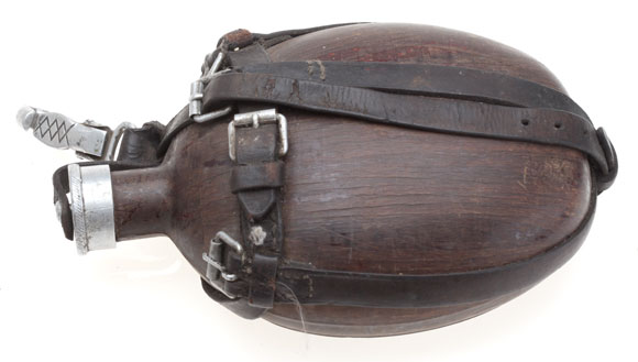 WW2 German Army Bakelite Canteen