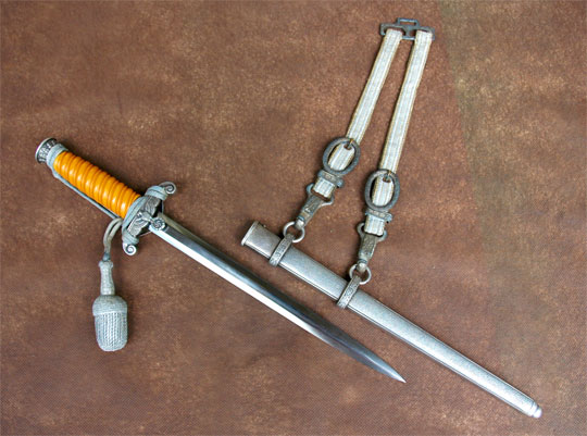 Army Dagger, Hanger, Knot