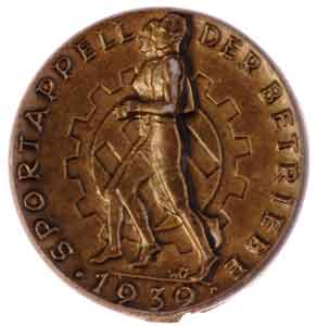 1939 DAF Enterprises Sports-Appeal Badge