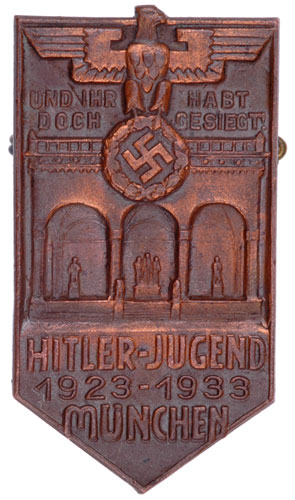 1923-33 Munich Hitler Youth Copper Commemorative Badge