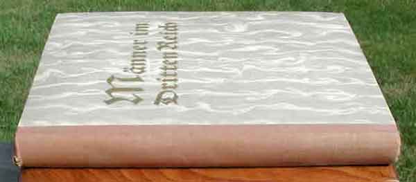 Manner im Dritten Reich - Cigaret Card Book