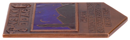 77 x 60 x 3 mm, 103.2 gm