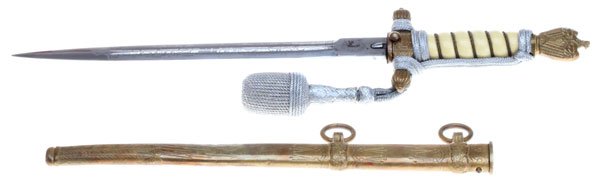 Kriegsmarine Dagger: Maker: F.W. Holler Solingen