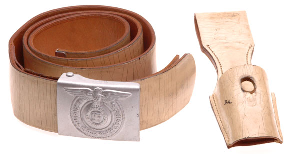 Named Liebstandardt Adolf Hitler SS EM Parade Belt, Buckle, and Frog Set