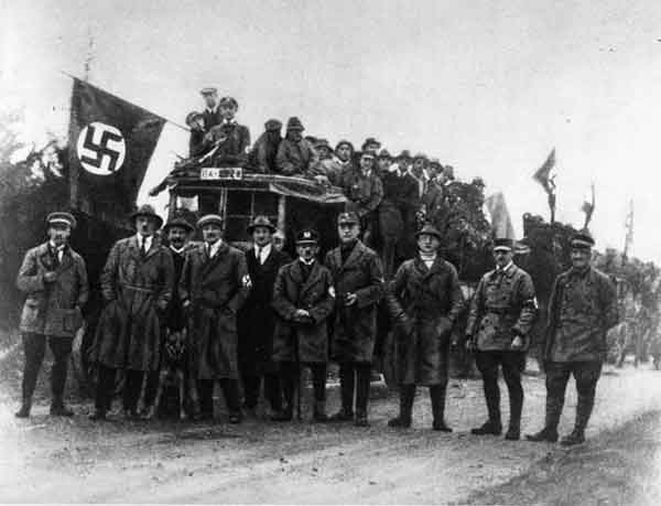 Germany Day, Coburg Oct 14-15, 1922 (Hitler, his dog, Ulrich Graf)