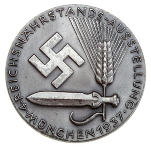 4th Reichsnahrstand Exhibition Badge Munich 1937